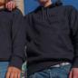 Preview: Schwarzer Hoodie mit THE LÄND Logo